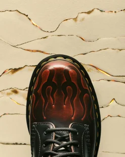 1460 Inferno Leder Schnürstiefel in Cherry Red