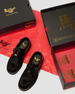 1461 Jahr des Pferdes Leder Schuhe in Schwarz
