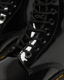 1460 Lackleder Schnürstiefel in Schwarz