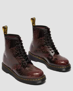 1460 Phoenix Arcadia Rub Off Leder Stiefel in Cherry Red
