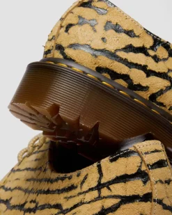 1461 Wild Emboss Wildleder Schuhe in Teak Braun & Schwarz