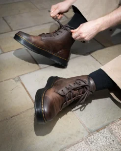 Brookline Crazy Horse Leder Chukka Stiefel in Dunkelbraun