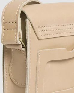 Carrara Vertikale Umhängetasche aus Leder in Beige