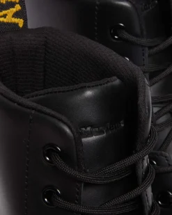 Crewson Leder Schnürstiefel in Black
