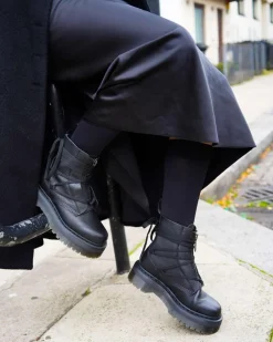Jarrick II Geschnürte Leder Plateaustiefel in Schwarz