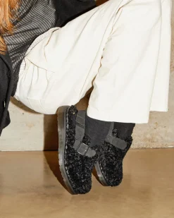 Jorge II Wildleder & Borg Mules in Schwarz
