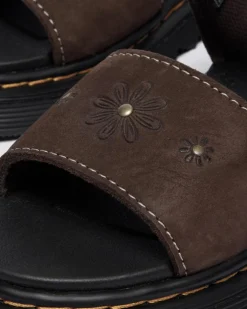 Junior Marlowe Flower Nubuck Riemensandalen in Dunkelbraun