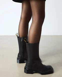 MAYBOLE HI SQUARE TOE LEDER CHELSEA BOOTS in Schwarz
