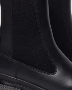 Maybole Leder Chelsea Boots mit eckiger Zehenpartie in Schwarz