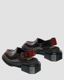 Maybole Square Toe Rub Off Leder Mules in Cherry Red